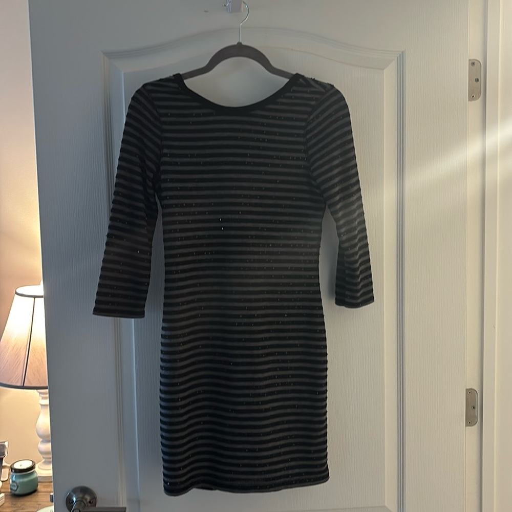 Excellent condition Knit 3/4 sleeve mini dress